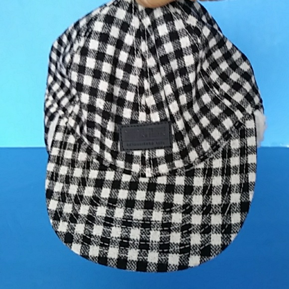 BRAN NEW H & M UNISEX TRAPPER WINTER HAT - Picture 7 of 8